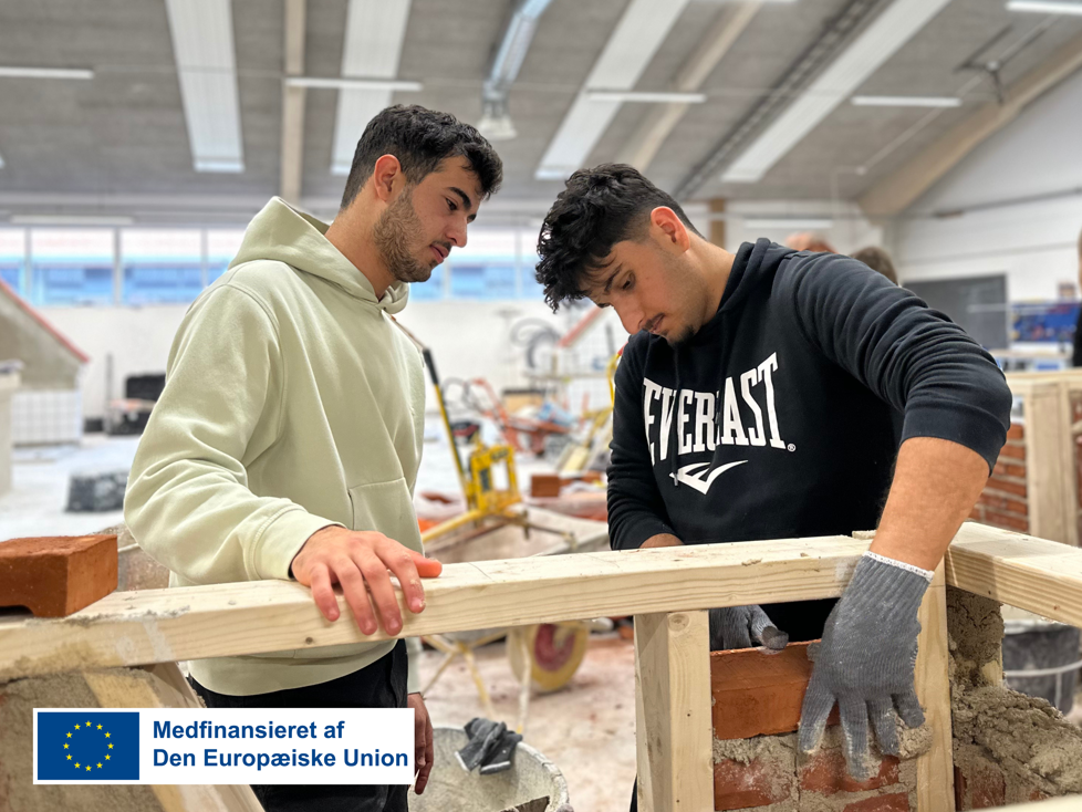 Midtvejsevaluering peger på positive resultater i #BroentilfremtidenEU